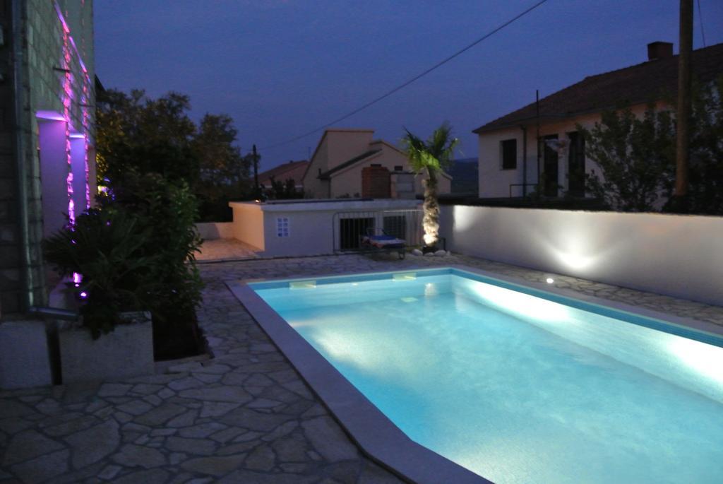 Apartments Priko Stari Grad  Exterior foto